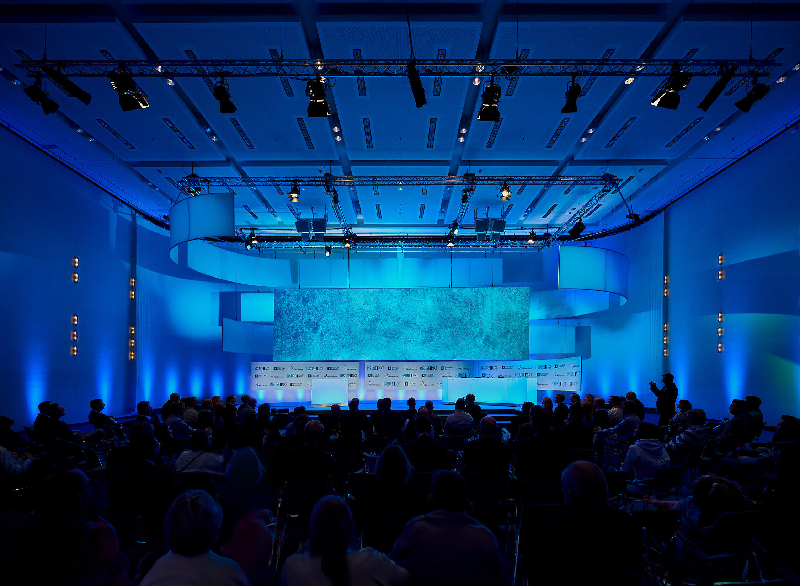 team neusta mit Partner Liferay auf der InsureNXT 2025