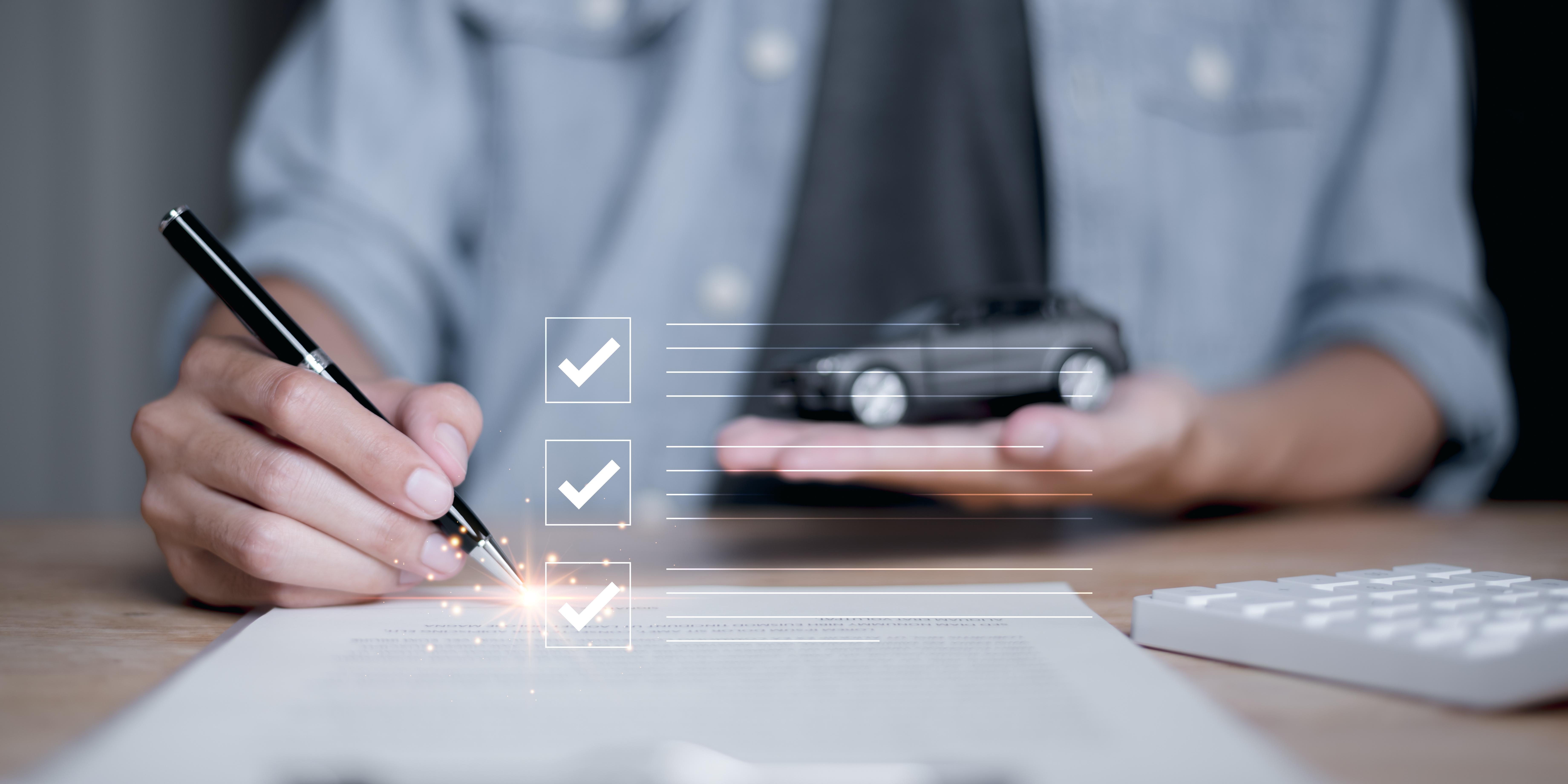 Beispielbild Finanzierung Auto in der Hand eines Kunden 