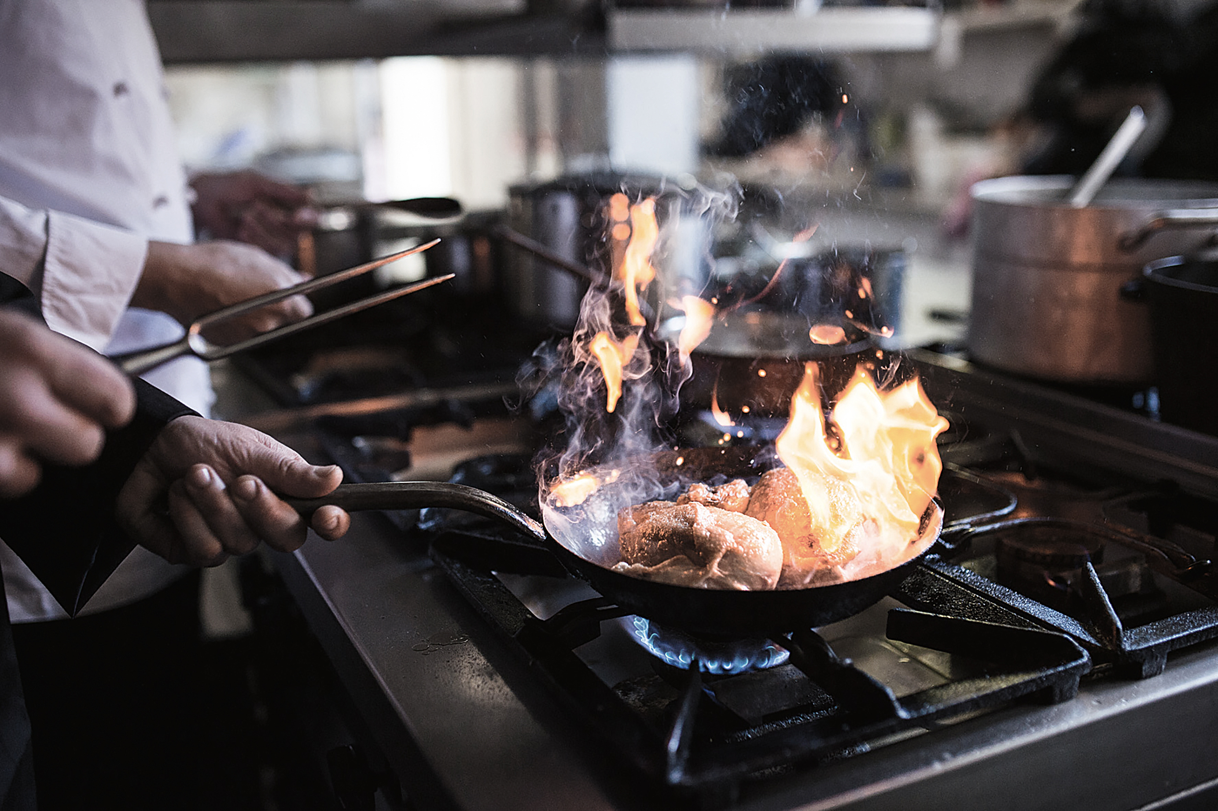 Imgabebild für Hessen mit Herd und Pfanne
