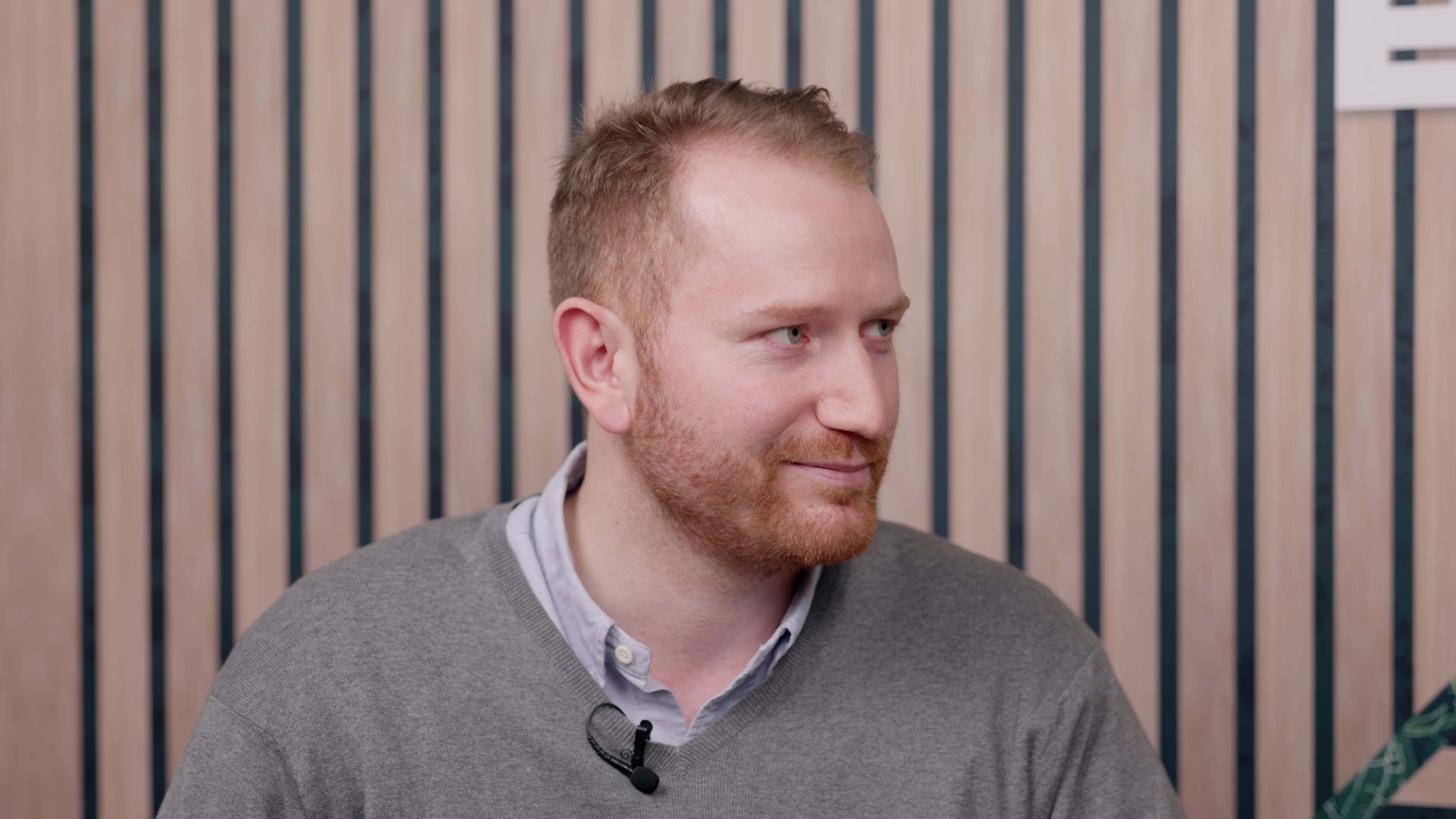 Foto von Phillipp Schiffmann bei der Aufnahme des Podcast BROWSER