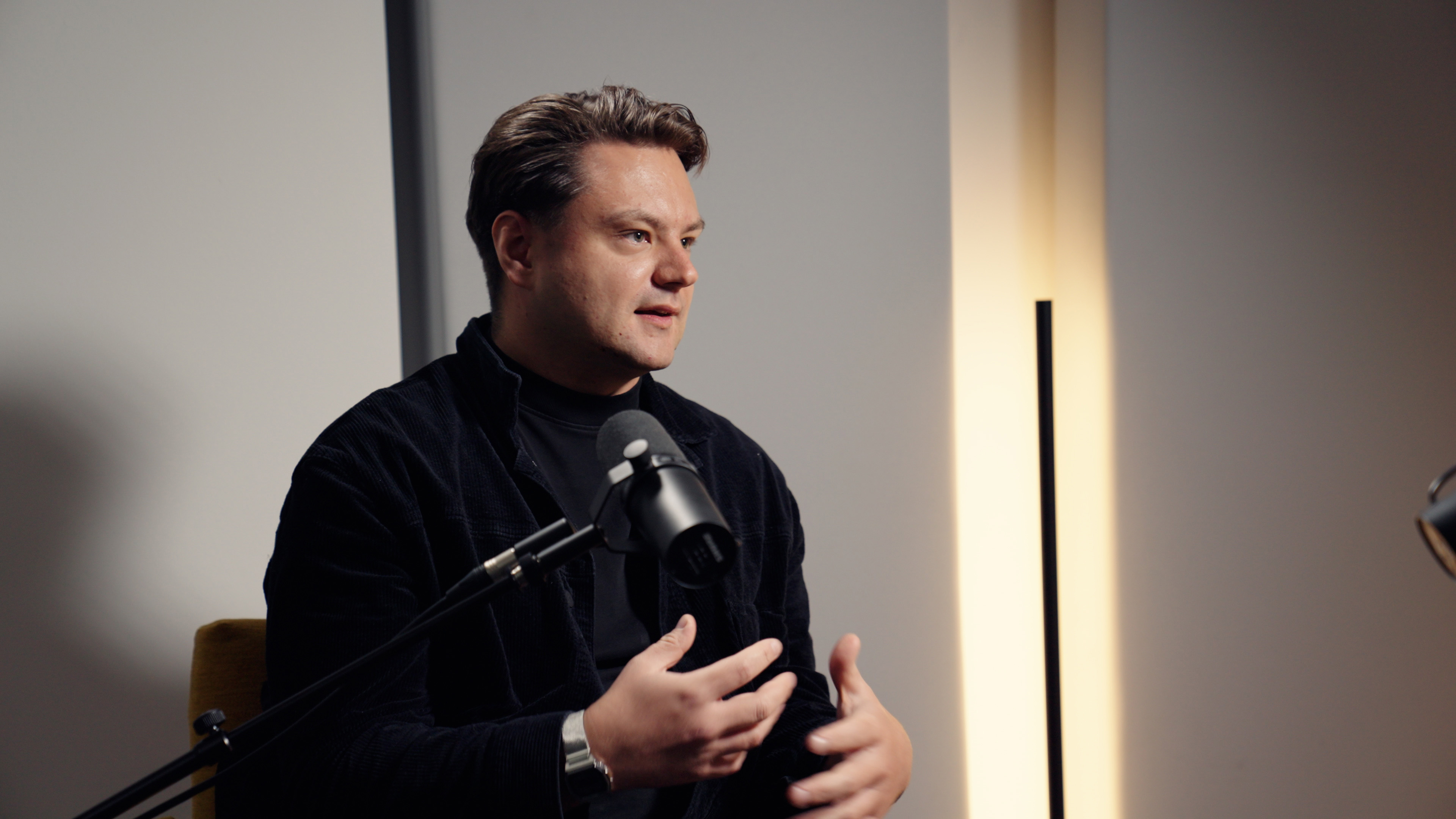 Gast Julian Schulz bei Podcast BROWSER von team neusta