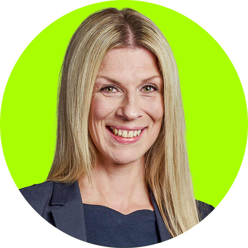 Janina Thomas Portrait